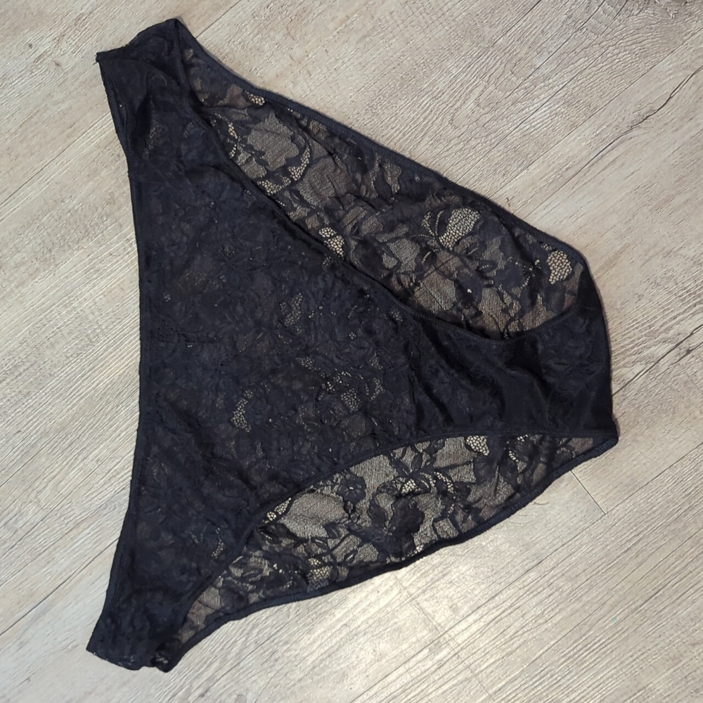 SKIMS Black Lace Panties- 4X